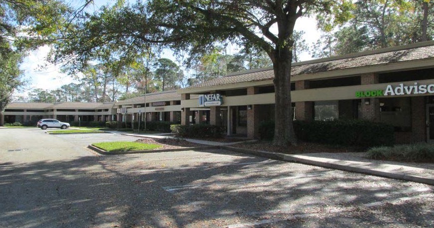 Shoppes at Wells Landing